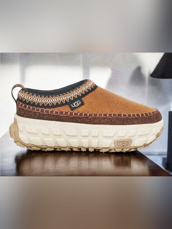 UGG Venture Daze Unisex Tan and Brown Platform Slip-On Suede Sneaker main image 5